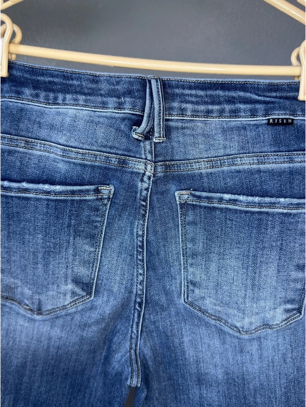 Risen Jeans Womens 5/27 Medium Wash Distressed Raw Hem Cropped Denim - Picture 4 of 10